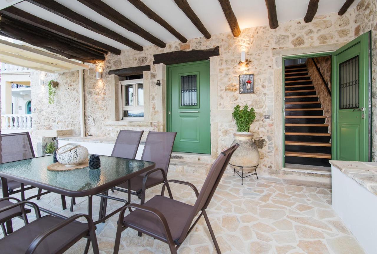 Nikolas Est 1773 Villa Áno Korakiána Esterno foto